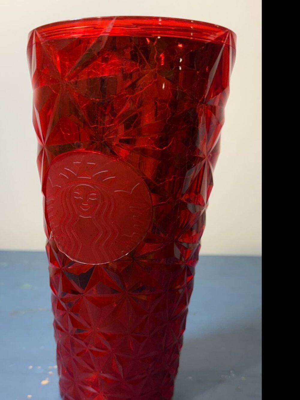 Starbucks 2023 Holiday Red Diamond Prism Crystal Christmas Tumbler 24 ounce